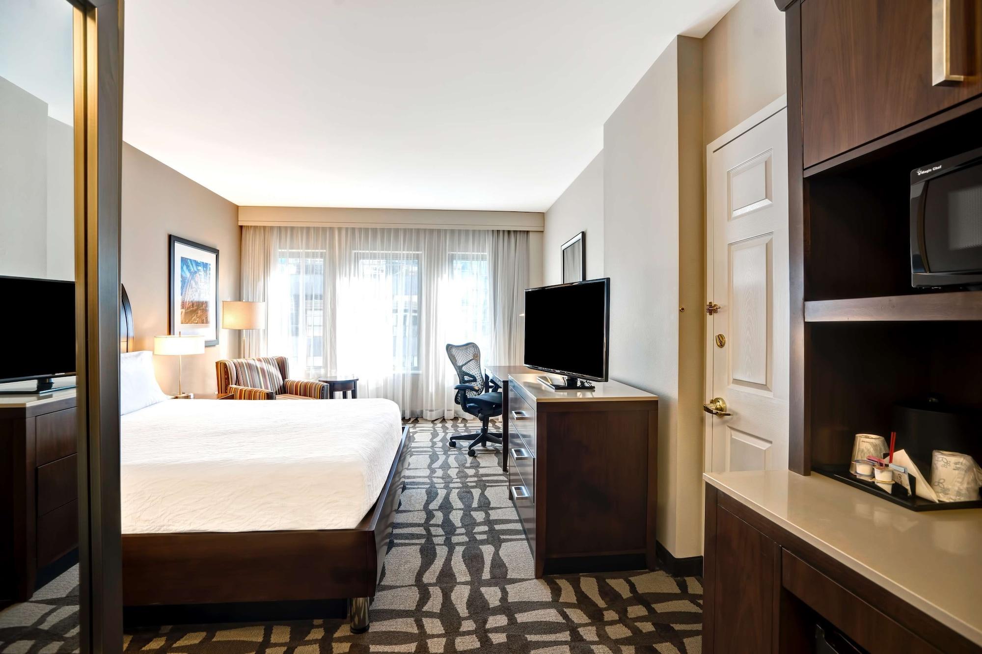 Hilton Garden Inn Chicago Downtown/Magnificent Mile Экстерьер фото